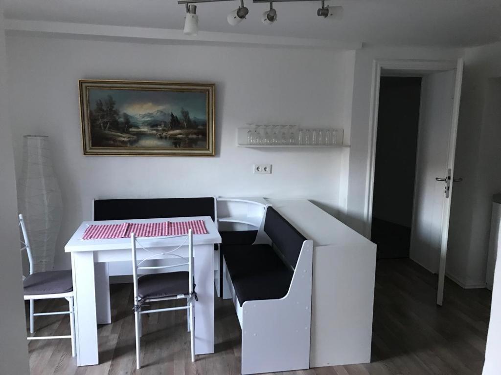 Haus Oberkirchen Apartment Шмаленберг Екстериор снимка